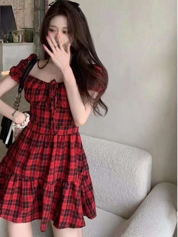 Red Plaid Dress Summer 2024 New Fashionable Women's British Classic Small stature Bubble Sleeves Sweet First Love Dress E2HG