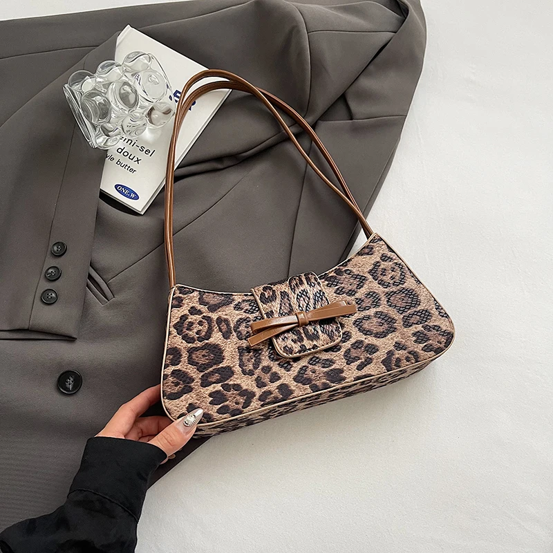 Personalized Leopard Pattern Underarm Bag Women 2024 Autumn New Chic Bow Retro Versatile Single Shoulder Bags Party Handbags