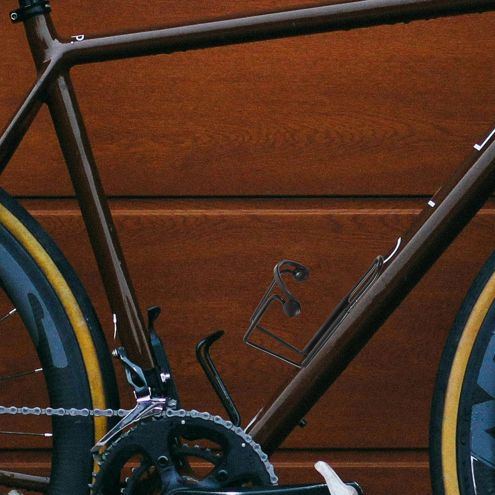 

2 pcs Water Bottle Holder For Bike Premium Lightweight Storage Rack Compatible With Standard Bottles Smooth Surface For Mountain