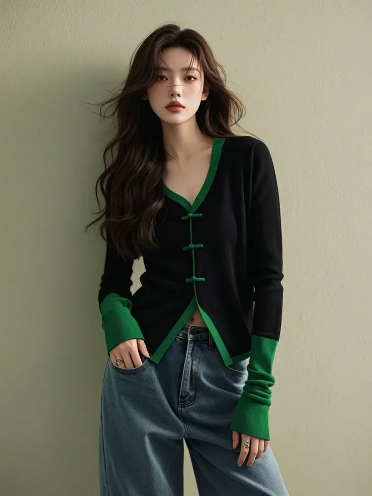 New Vintage  Harajuku Black Green Contrasting Stand Up Collar Long Sleeved Shirt Women Tshirt Design Sense Slim Split Tops Trend