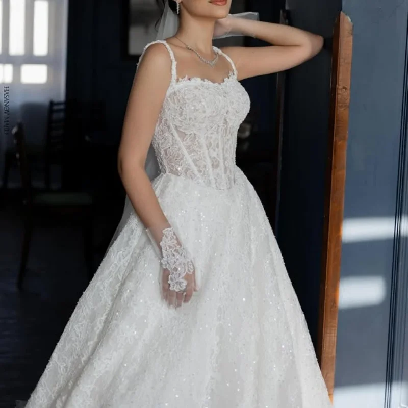 

Блестящие белые аппликации Свадебные платья Блестящие цветочные наклейки Свадебное платье Свадебное платье