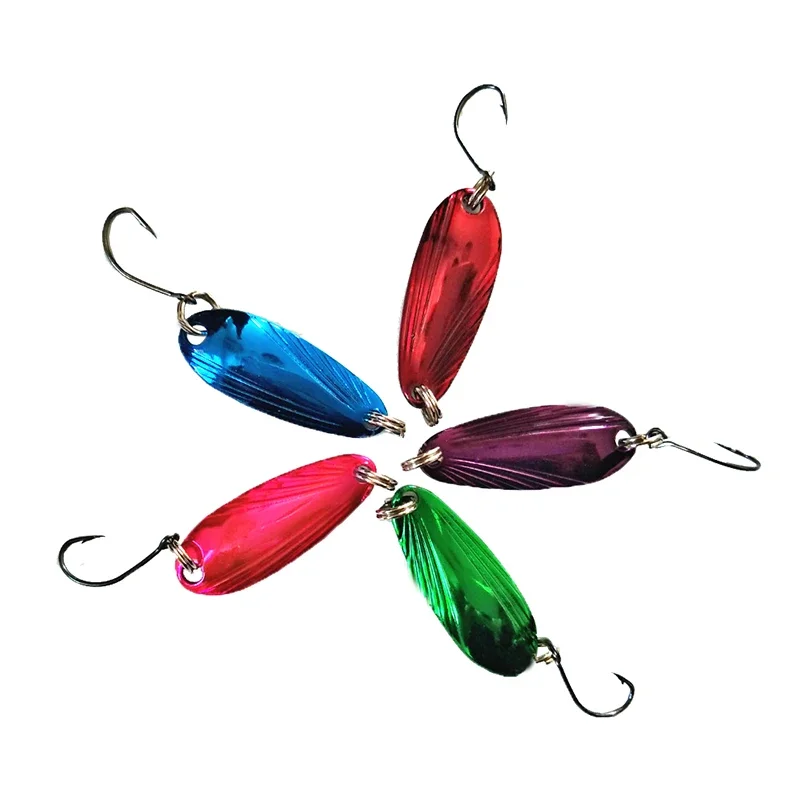 OUTKIT  3.3cm 3.5g artificial spoon lures hard bait spinner bait multicolor 5pcs/lot fishing spoon lure trout lure bass lure