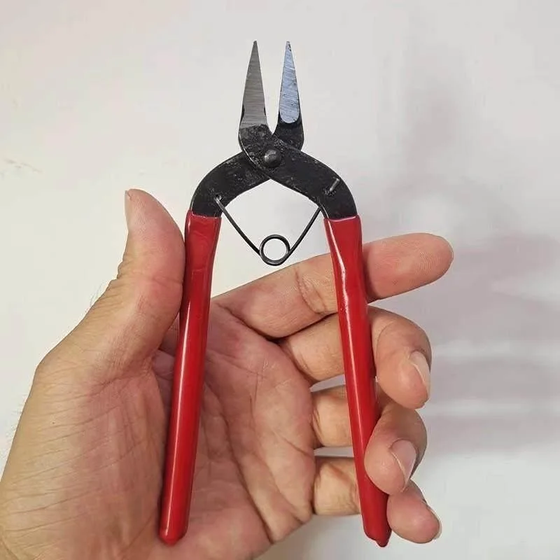 

Handmade Jewelry Making Flat Jaw Pliers Bead Stringing Tool Clamp Pointed Nose Long Red Handle for Home And Commercial Use