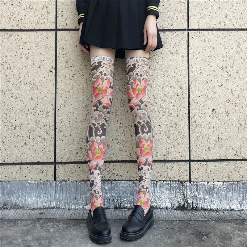Newly designed tattoo thigh socks, fashion printed stockings, loli girls, Japanese sexy stockings, thin models, multiple sizes