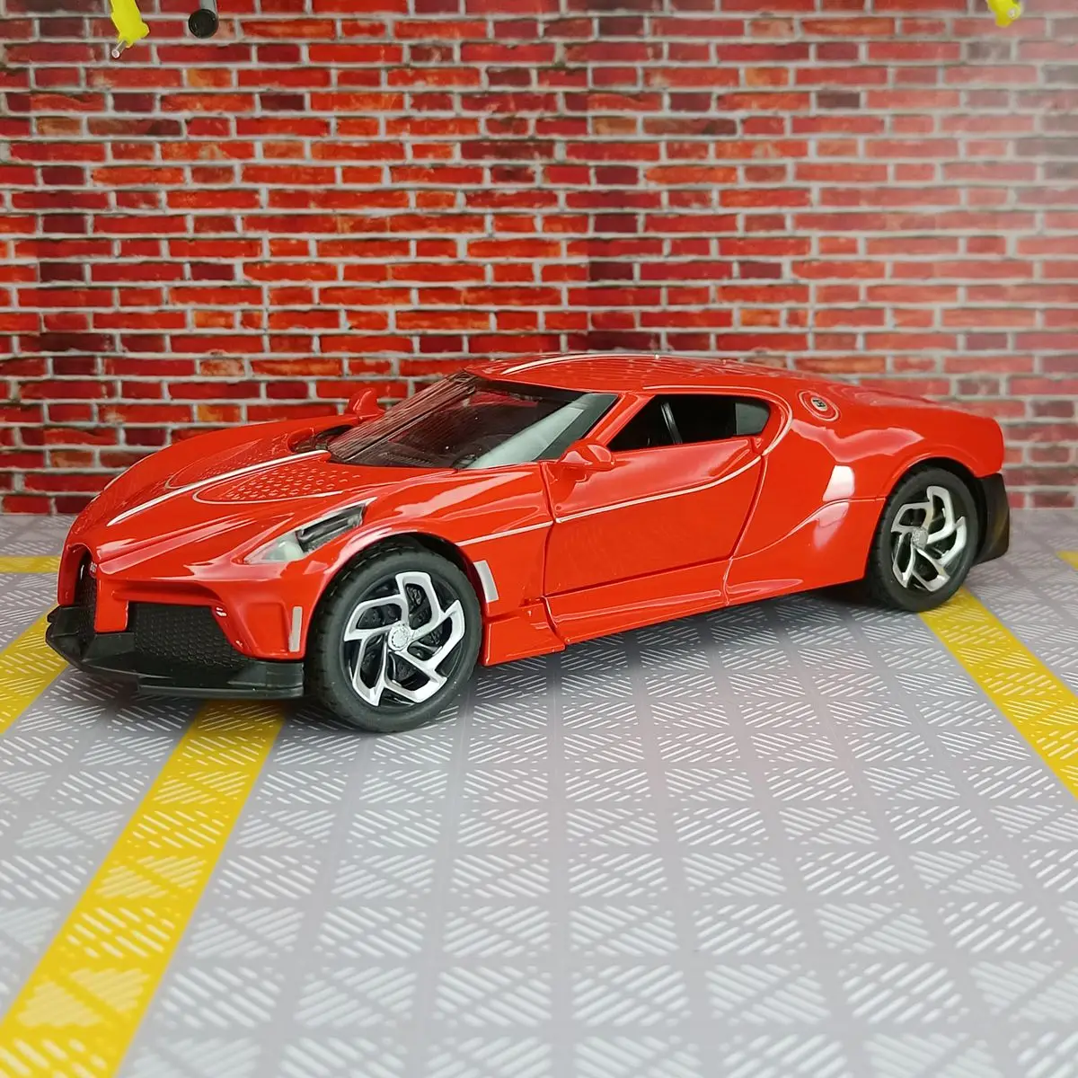 Portas modelo de carro em liga 1:24 e capô do motor, porta-malas pode ser aberto adequado para coleção e pode ser dado como presente para crianças