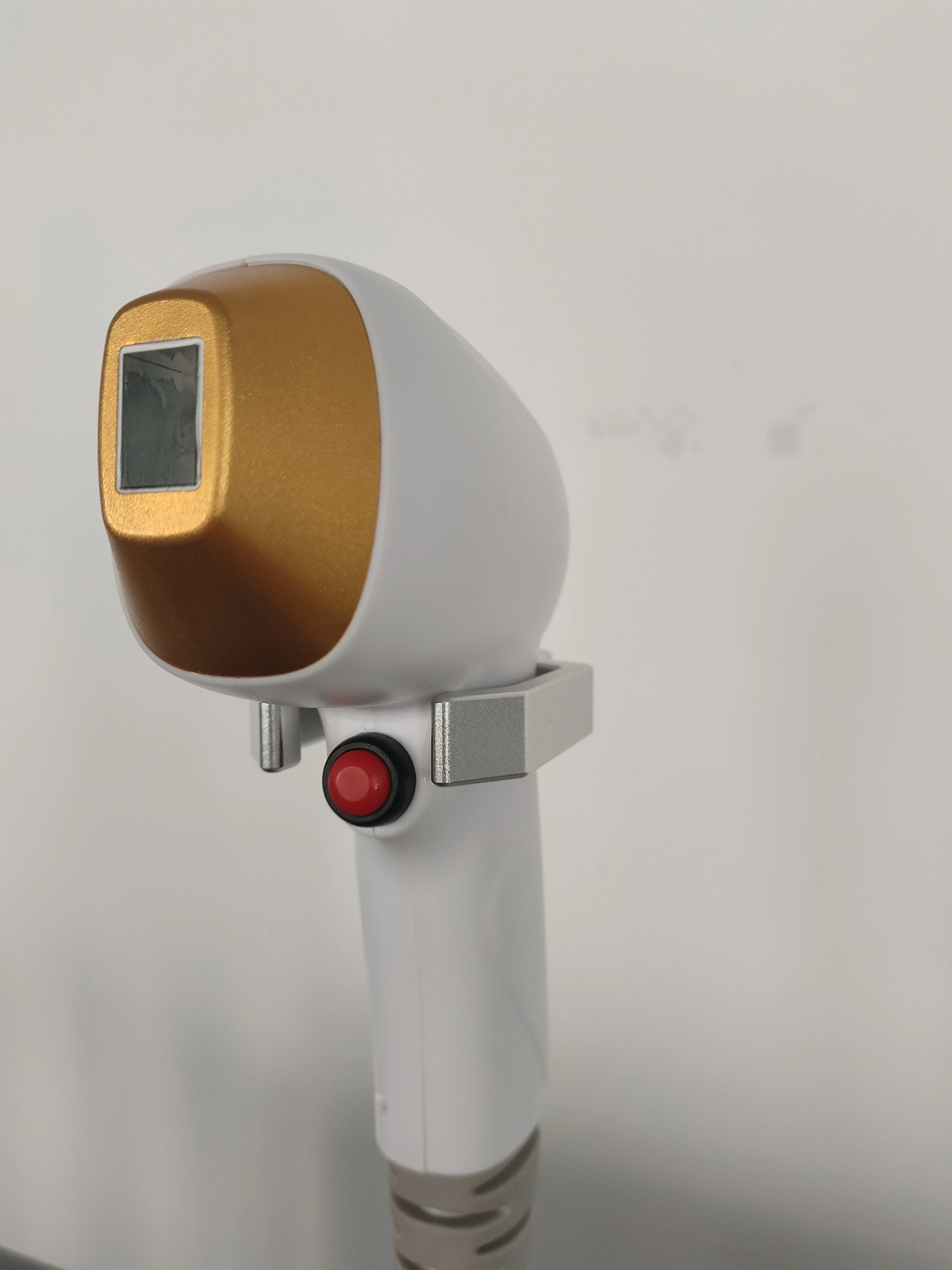 2025New ダイオードレーザー脱毛機プロフェッショナル 4 波長レーザープラチナサロンスパ機器チタン