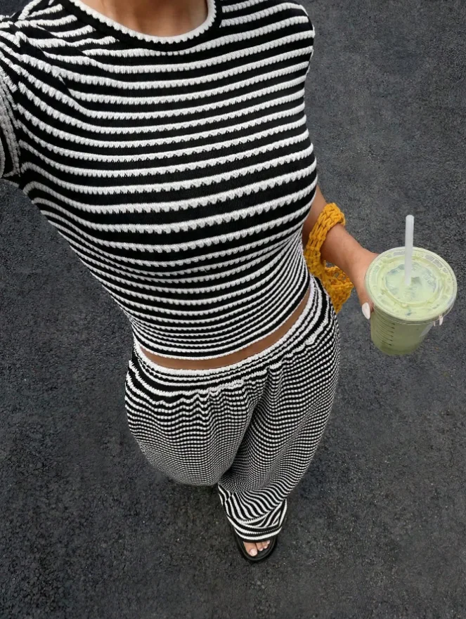 Black White Striped 2 Piece Ou - Crop Top Crochet 评论和价格