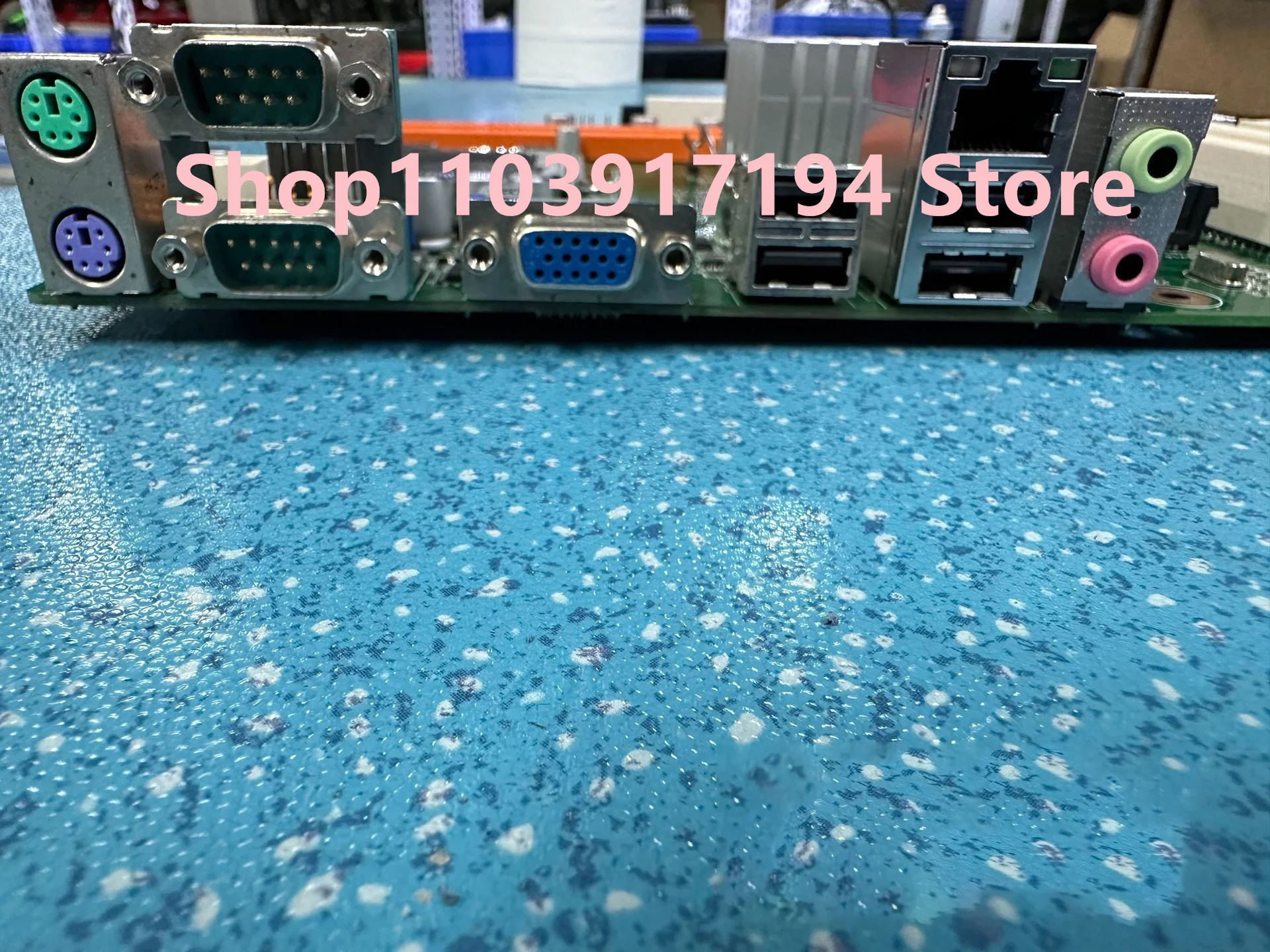 

Материнская плата AIMB-769VG-00A1E