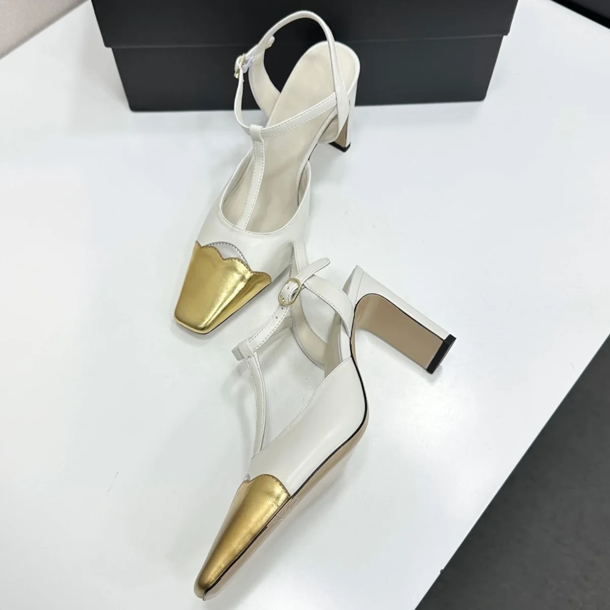 

2026 Women's Leather & Suede Metallic Tip Square Toe T-Strap Slingback Block Heel Pumps, Retro Office Evening Shoes YYT26051686