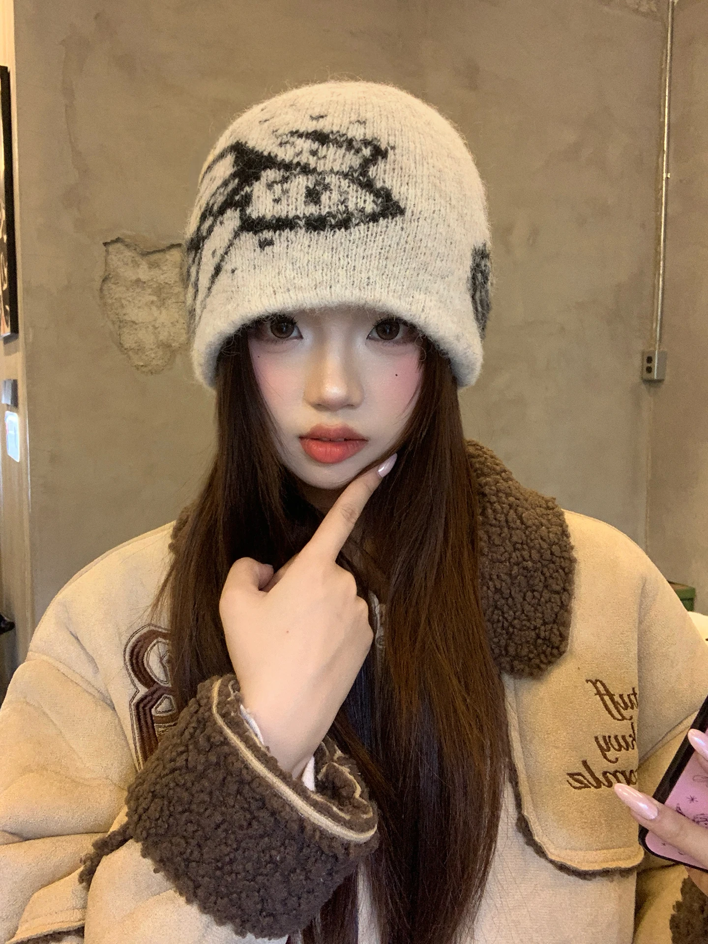 gorro-de-la-tricotado-estilo-coreano-para-mulheres-novo-e-quente-com-efeito-de-cobertura-total-e-bordado-de-borboleta