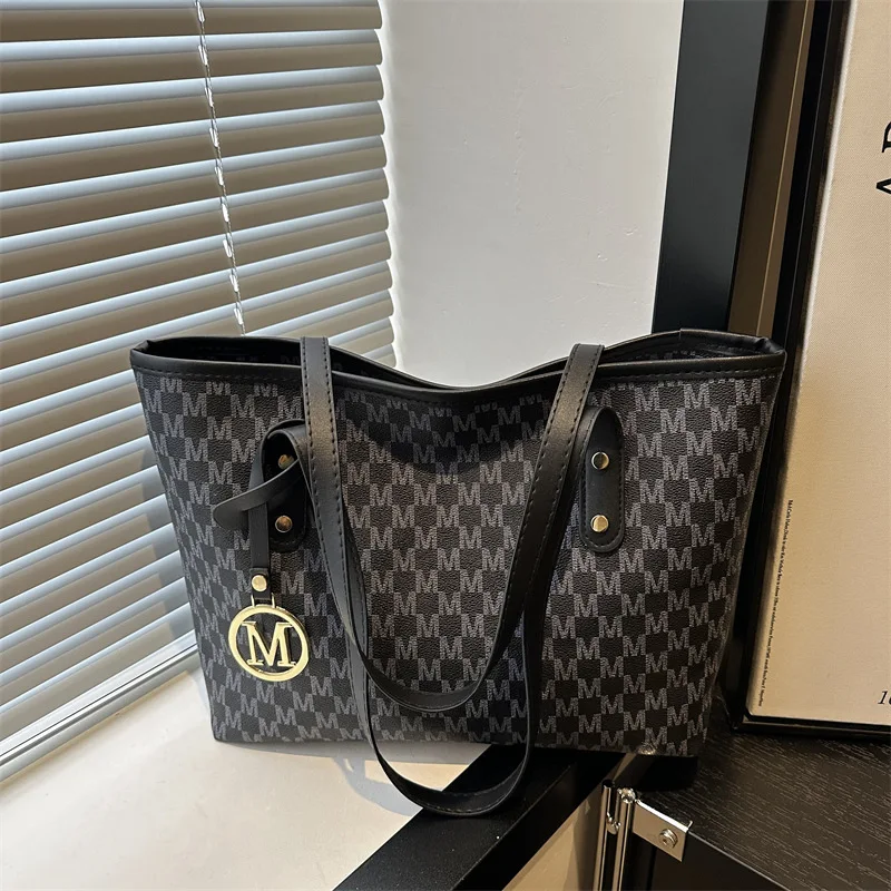 

Расслабленная сумка-тоут для поездок на работу, женская весенняя новая модная сумка через плечо 2025 года, сумка большой вместимости