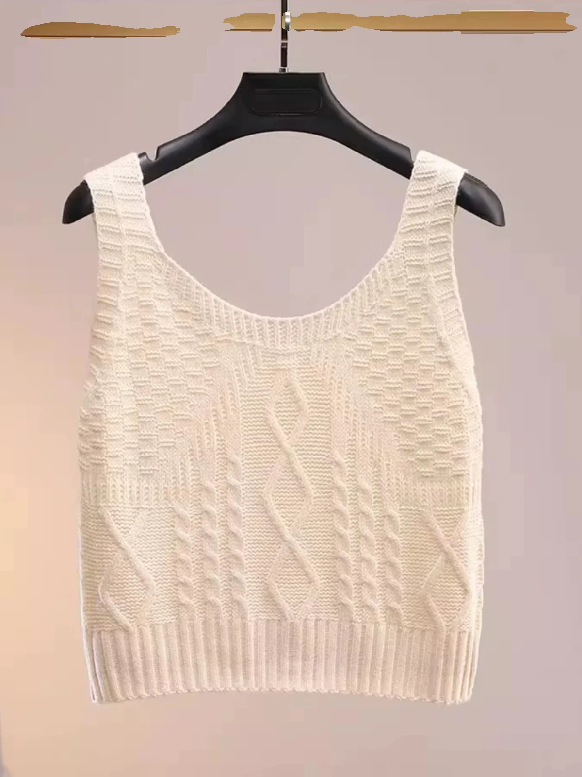 

Сладкий и пряный женский жилет на бретельках, модный вязаный однотонный топ без рукавов, повседневный универсальный стандартный крой, весенний сезон