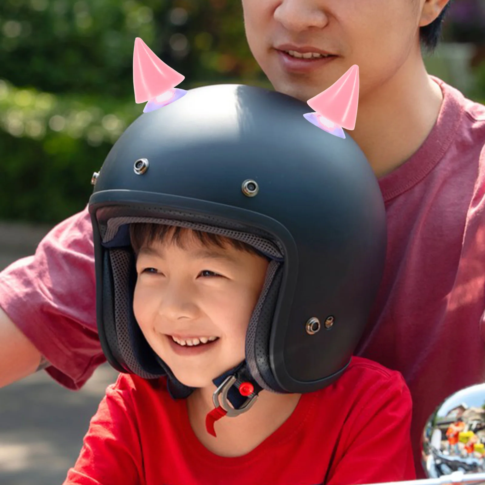 

Electric Scooter Bull Horn Decor Retro Motorcycle Round Light Suction Cup Durable Accessory HornsHelmet