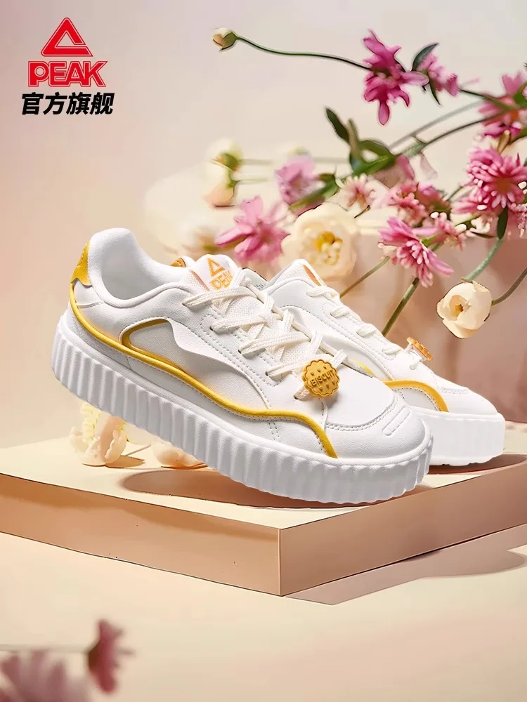 Pick board shoes for women, 2024 autumn new style cookie shoes, low cut casual shoes, thick soled white shoes, height increasing