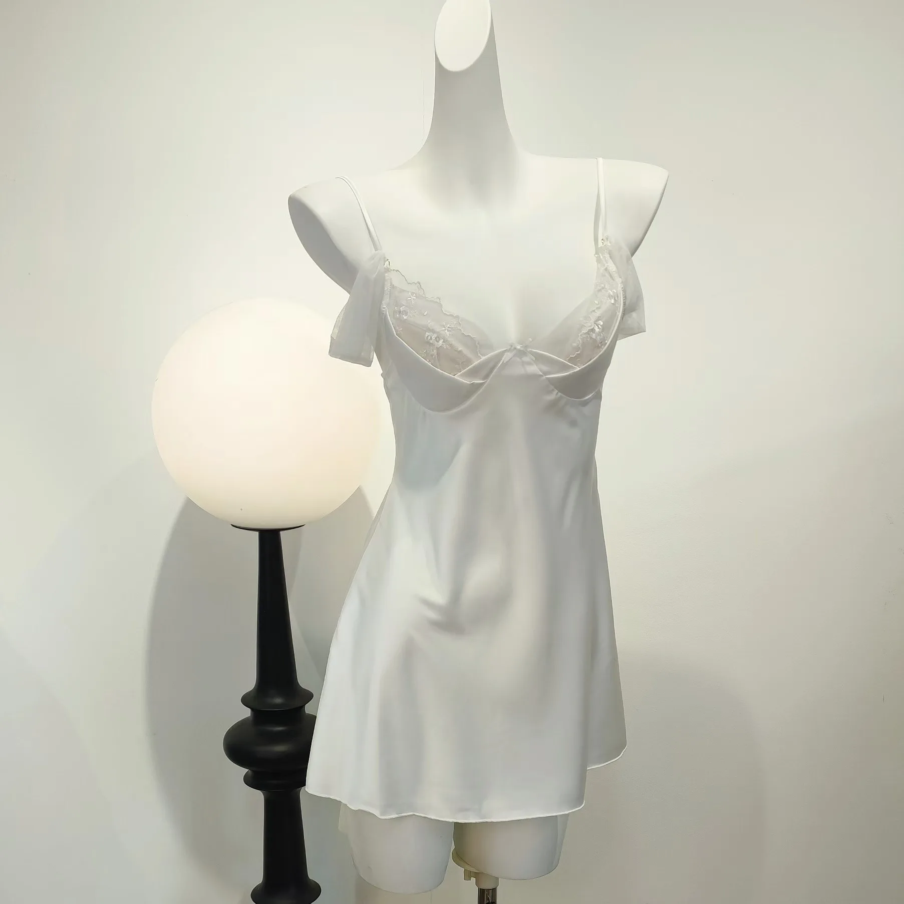 Sexy Pajamas Women's Nightgowns with Chest Pads High Quality Fairy Suspender Nightdress Back Dot Knot Silk Nightwear for Ladies