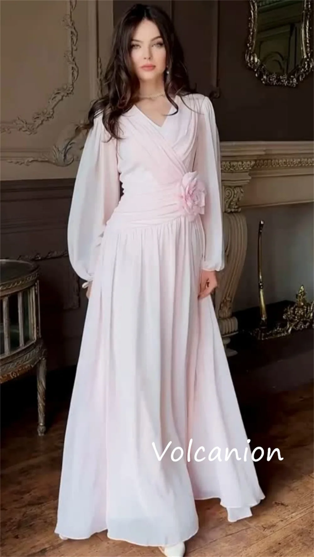 カスタマイズされたファッションシフォンフラワープリーツAラインVネックロングドレスオーダーメイドの機会モダンなスタイル絶妙な