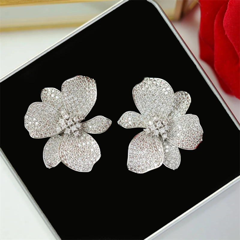 2023 Korean Women Large Flower Butterfly Rose Earings Jewelry Elegant Stud Earring with Shine Zircon Noble Wedding Party Earings