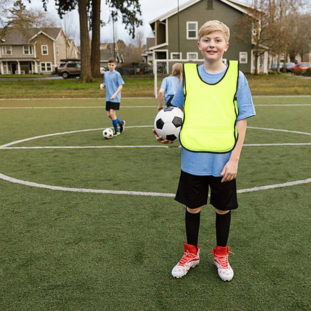 8 stks Polyester Voetbal Vesten Vesten Kinderen sneldrogend Mesh Voetbal Basketbal Hesjes Sport Jerseys Team Kostuum