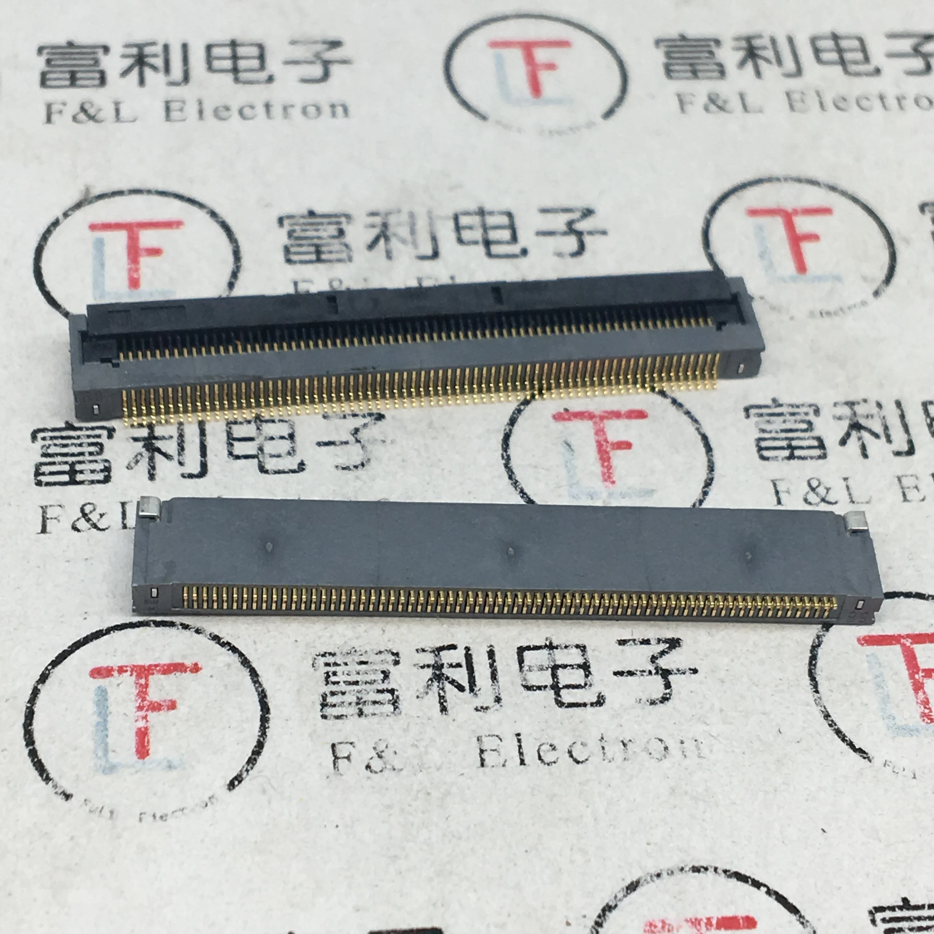 5pcs FH28D-68S-0.5SH 68P 0.5MM 2.55H Flip Bottom Contact Available in Stock