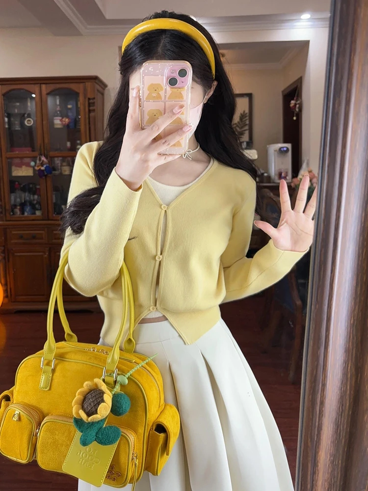 옐로우 니트 드레스 여성 가을 2025 신상 스몰 사이즈 향기로운 바람 초가을 의류 원피스 프렌치 스타일 하이웨이스트 A라인 스커트 투피스 세트