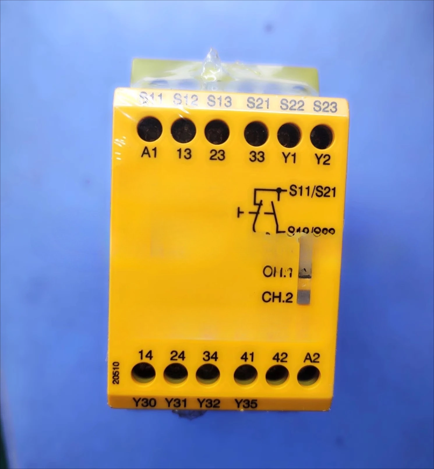 

Реле безопасности P2HZ X1 P2HZX1, номер заказа 774340 777340