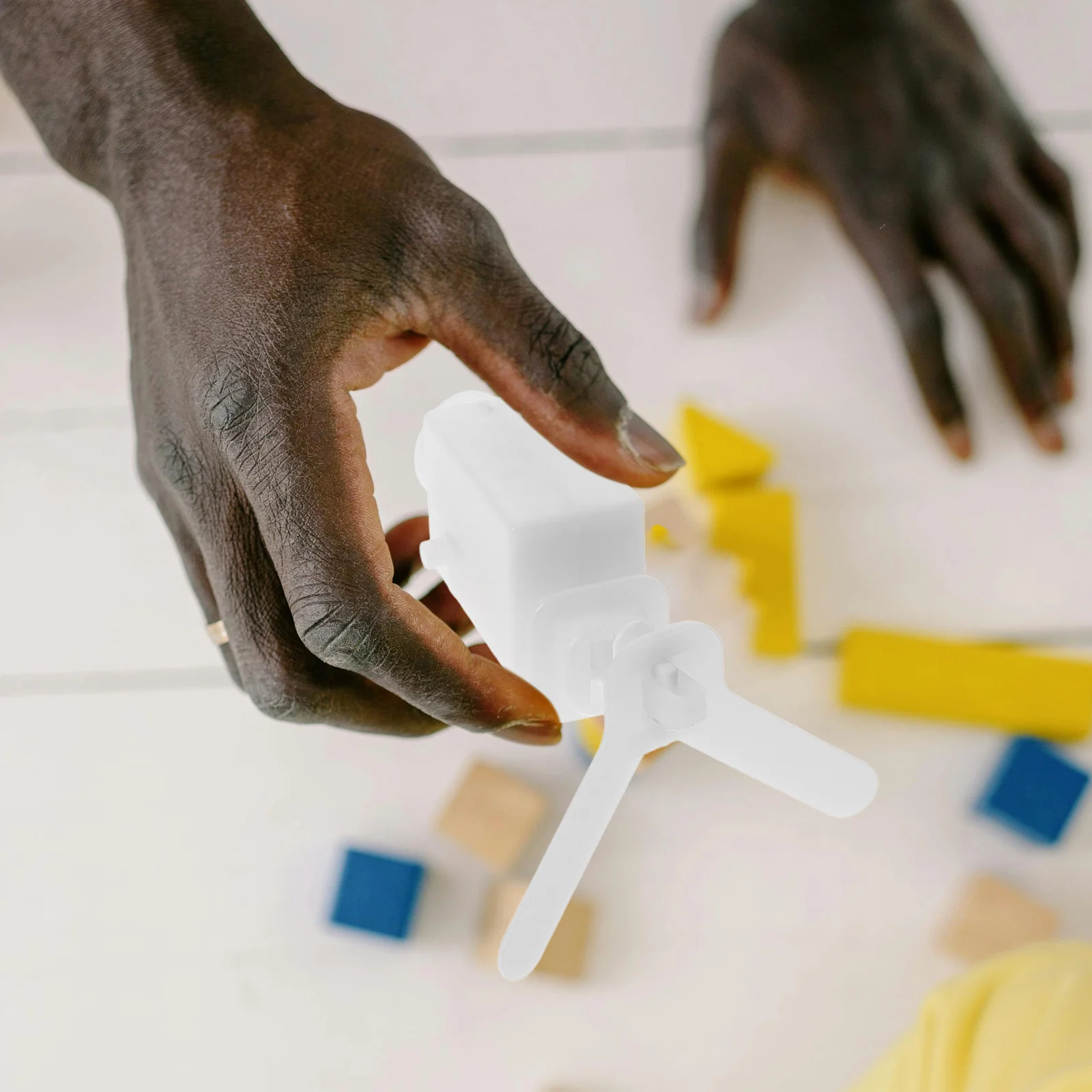 آلية قابلة لإعادة الاستخدام لحركة الجناح الصغيرة على شكل عقارب الساعة لملحقات أجزاء الطيور المتحركة التي تحل محل حركة الجناح #3