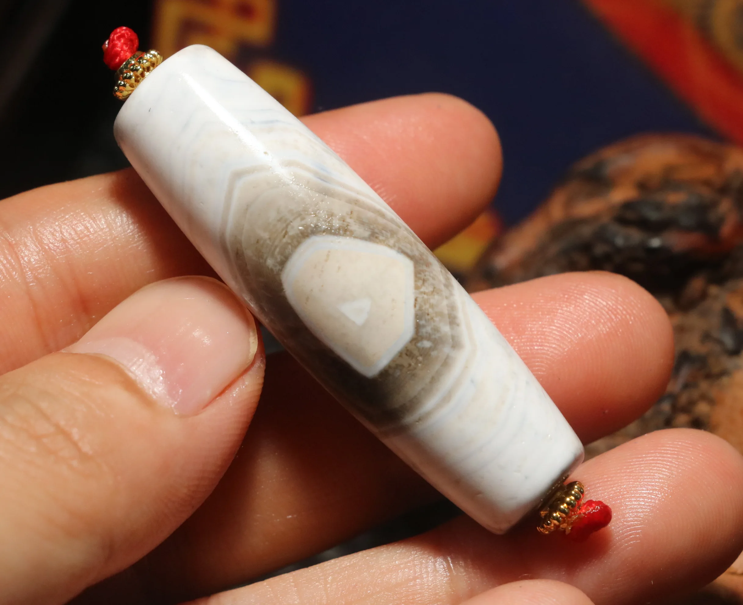 

AL Ultra Energy Tibetan Old Agate Full Natural Silkworm Lines Eyed Big Rich dZi Bead Pendant Amulet Big Treasure Timestown EW2