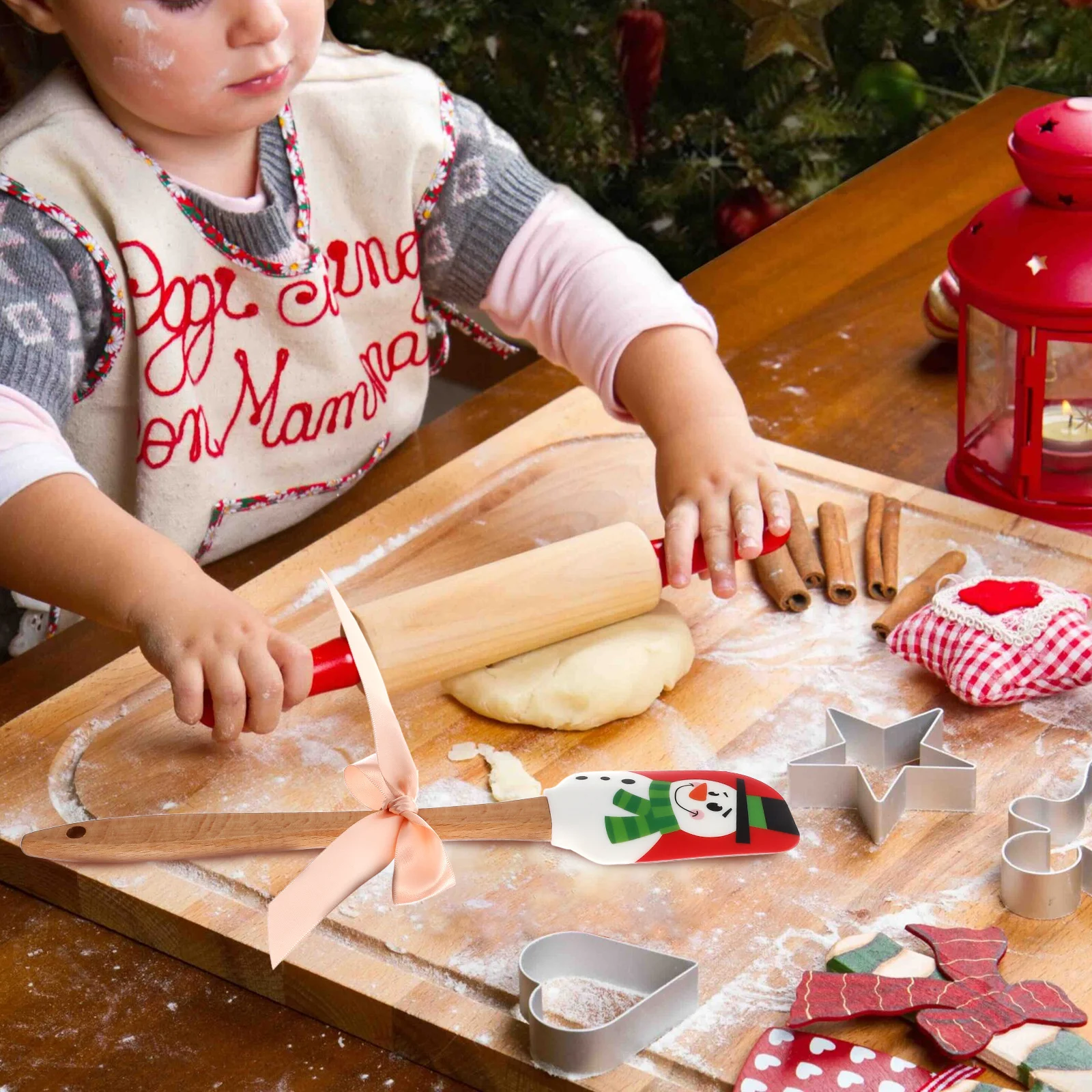 

2 Pcs Scraper Decorating Spatulas Cake Baking Gadget Silicone Christmas Kitchenware Gingerbread Man