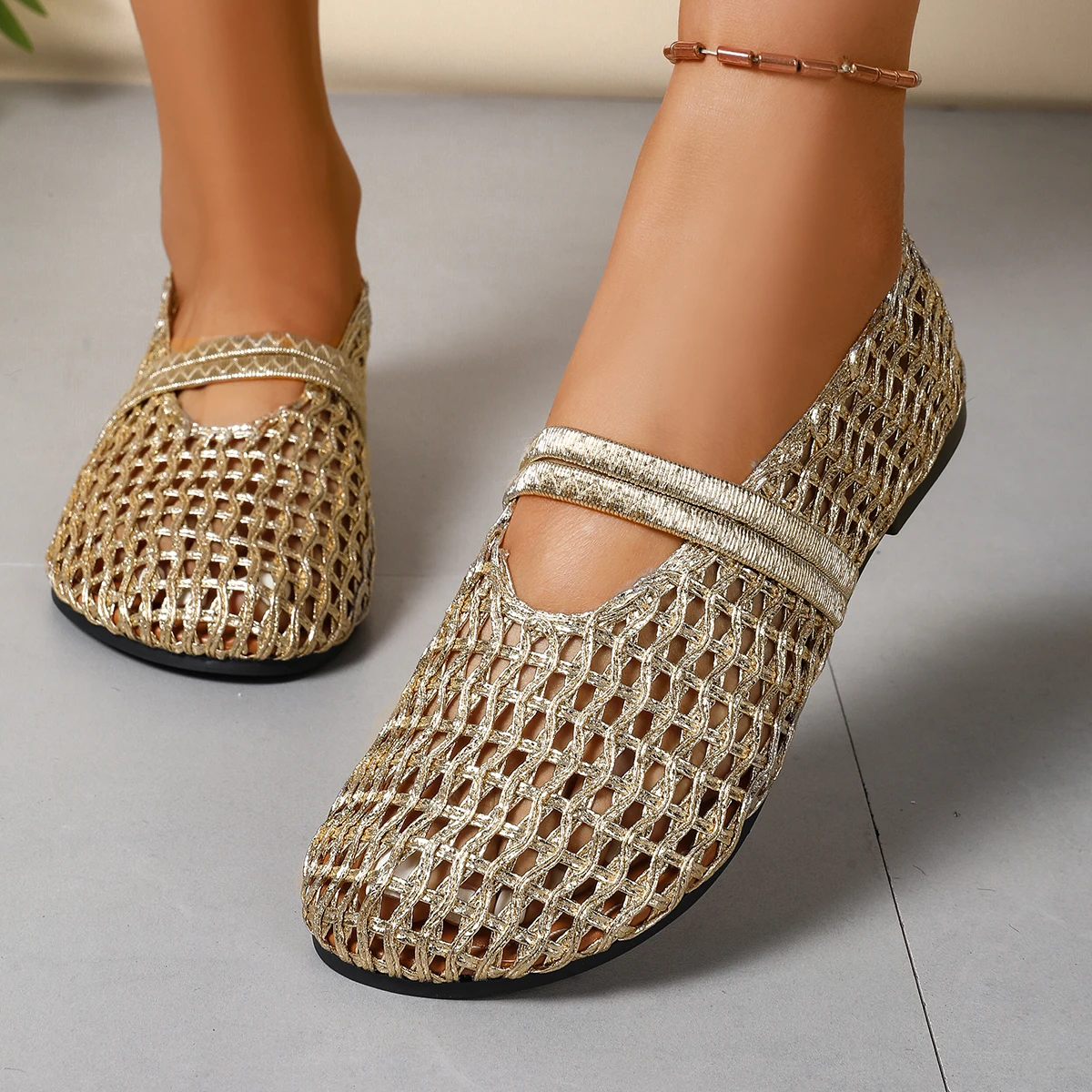 

Summer Women Flats Shoes 2026 New Hot Water Mesh Women Loafers Diamond Flats Home Slippers Home Round Head SneakersSlides Women