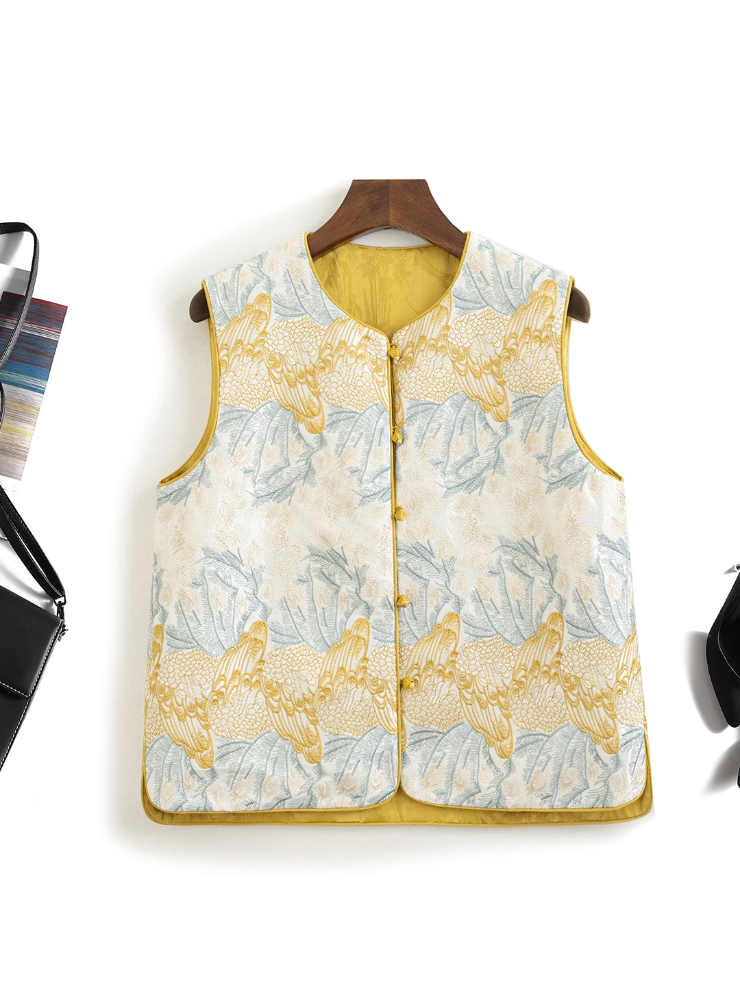 

New Chinese Sle Heavy Embroidery Double-Sided Wear round Ne Svel Vest Women's Top Breathable Comfortable round Ne...