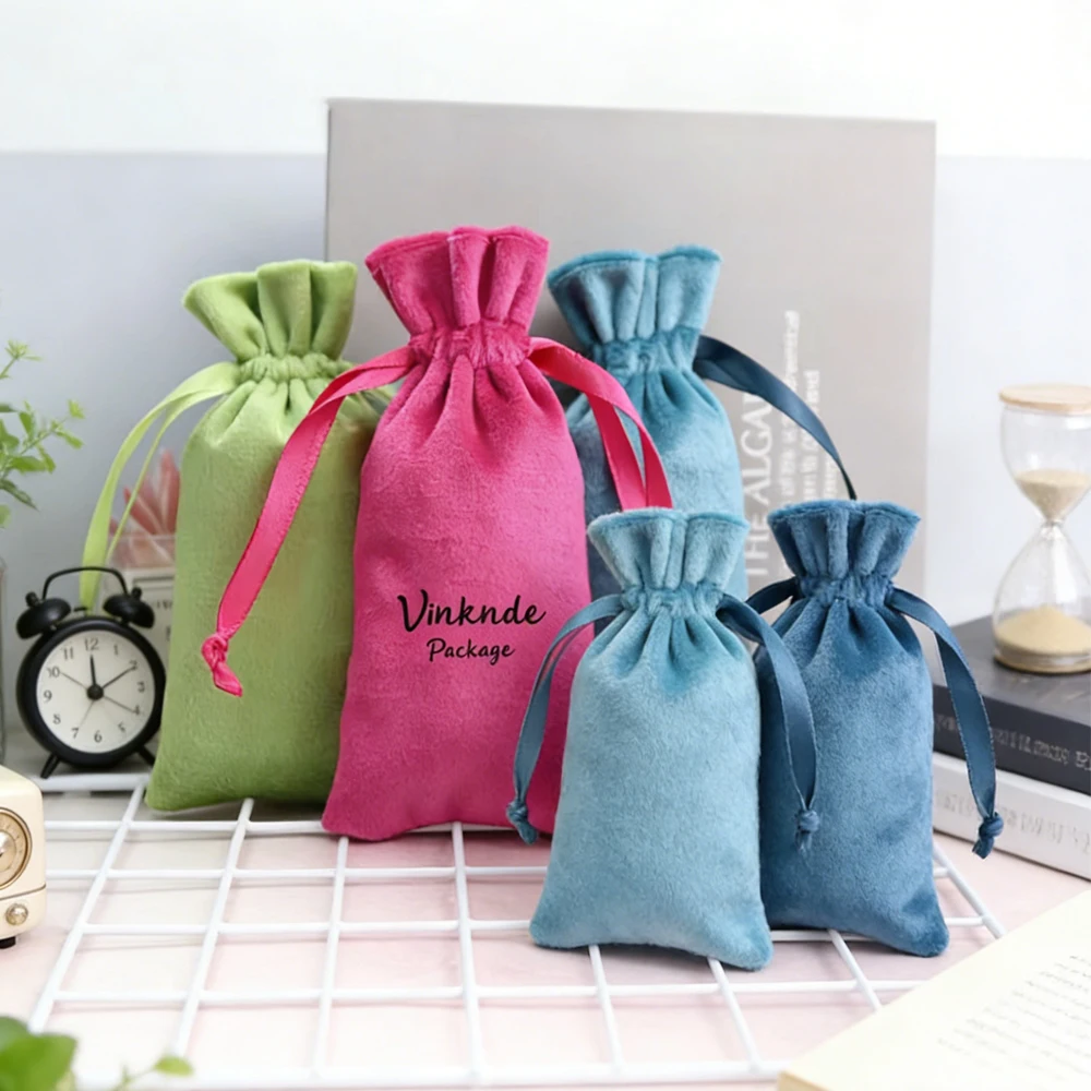 

Customized 7*9 Small Velvet Drawstring Bag 10*12 Flannel Jewelry Bags with Logo Pendant Earrings Storage Pouch Wedding Gift Sack