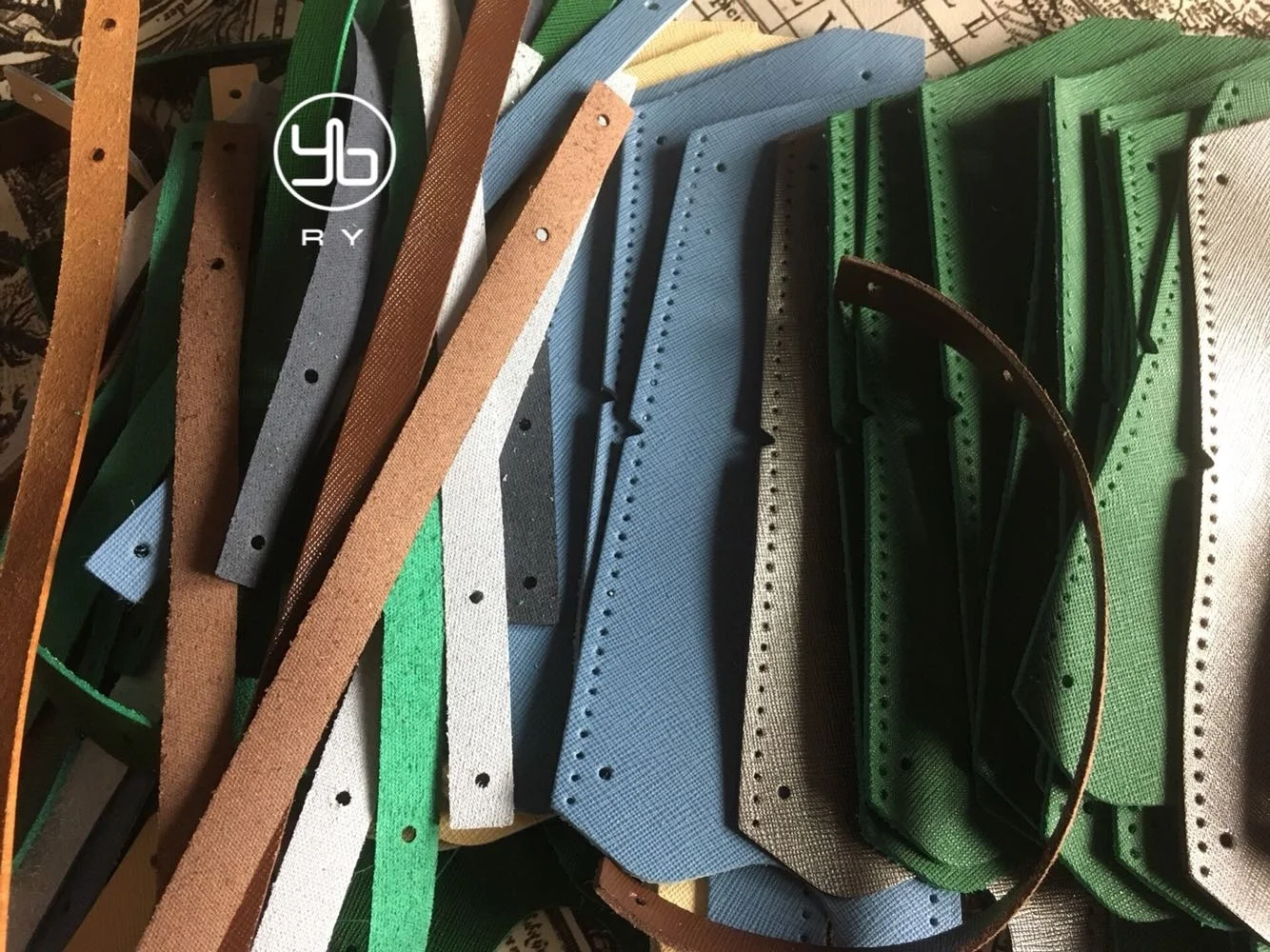 bolsa-clutch-de-couro-bovino-de-camada-superior-semi-acabada-com-alca-de-mao-para-treinamento-e-construcao-artesanal