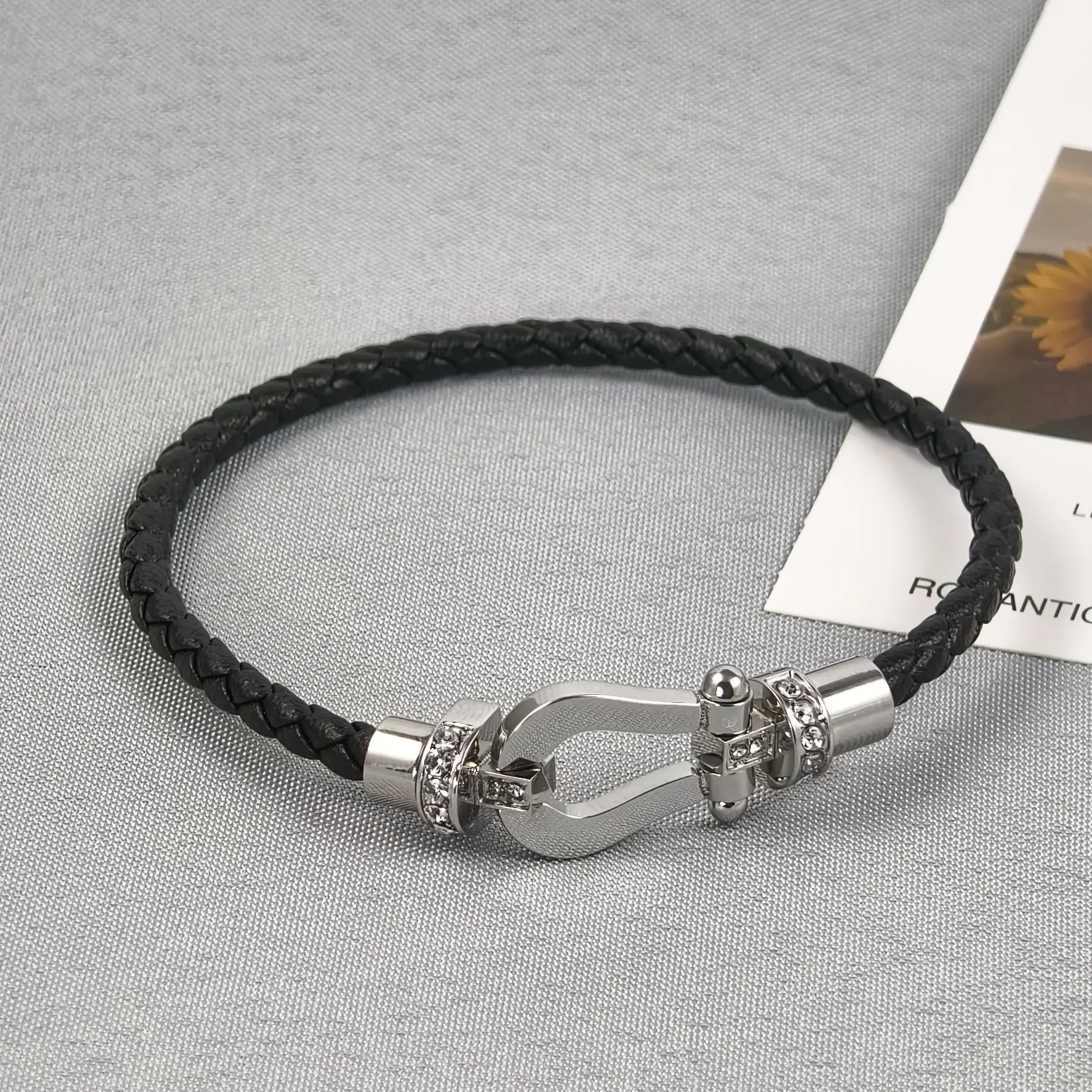 

Genuine Cowhide Leather Magnetic Hand Rope | Adjustable Wrist Strap for Men & Women