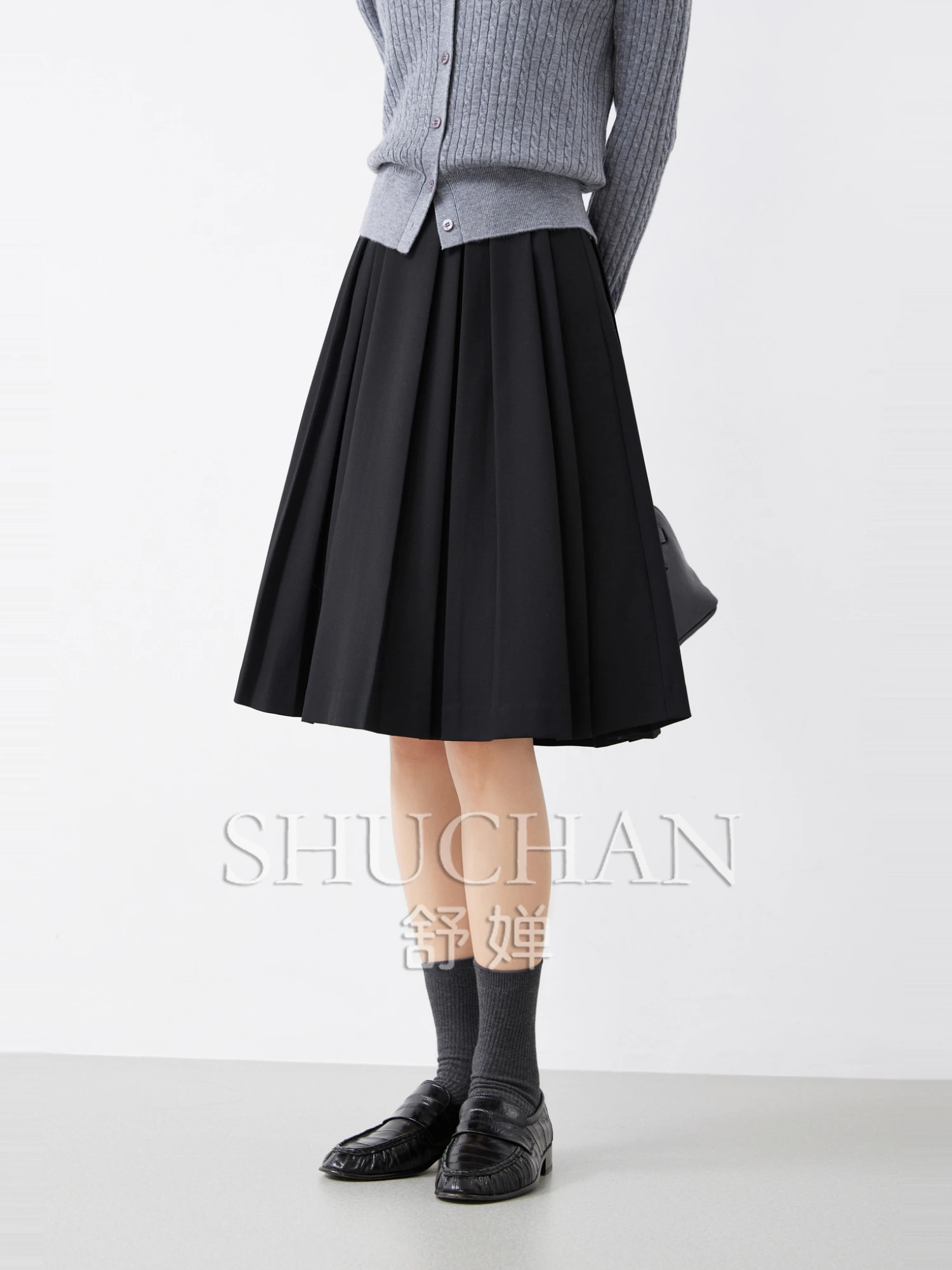 

Elegant Age Reduction, High-intelligence Worsted TR Twill Contrasting Color Waist High Waist Five-point Skirt Women