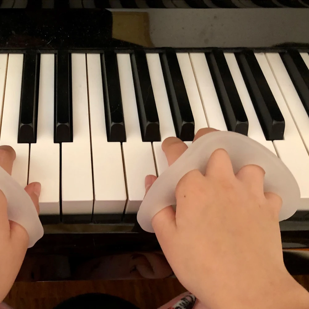 

2pcs Piano Finger Trainers Practical Strengtheners Transparent Durable Reusable Eco-Friendly Safe Long-Lasting Support High
