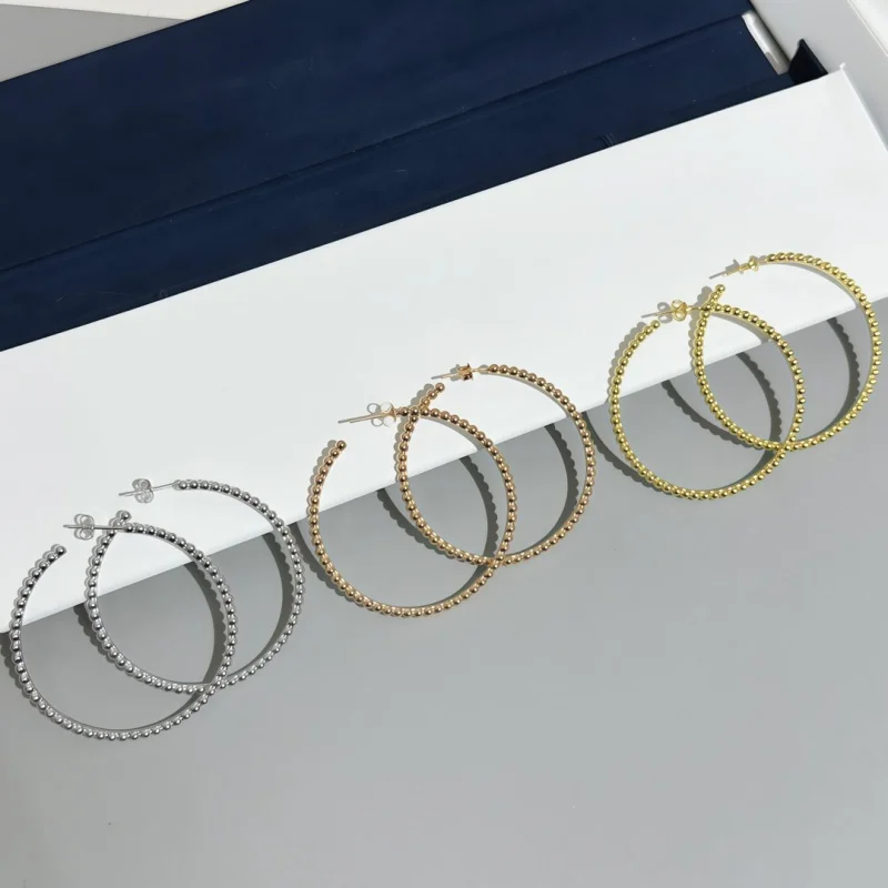 

Женские серьги S925 с крупными бусинами в форме клевера, женские серьги для вечеринок и повседневной носки, минималистичные роскошные украшения