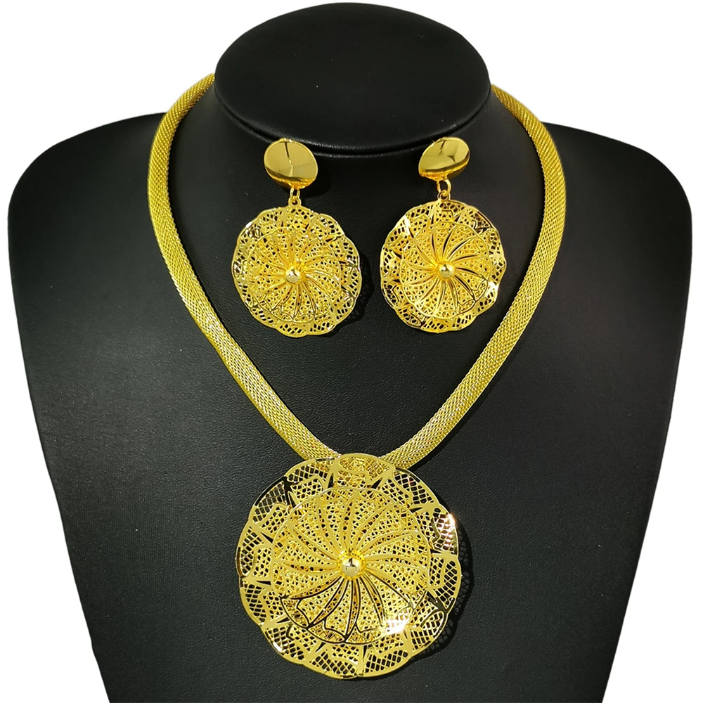 

Hot selling African jewelry set Dubai 24K gold-plated women's banquet bride petal necklace earring set