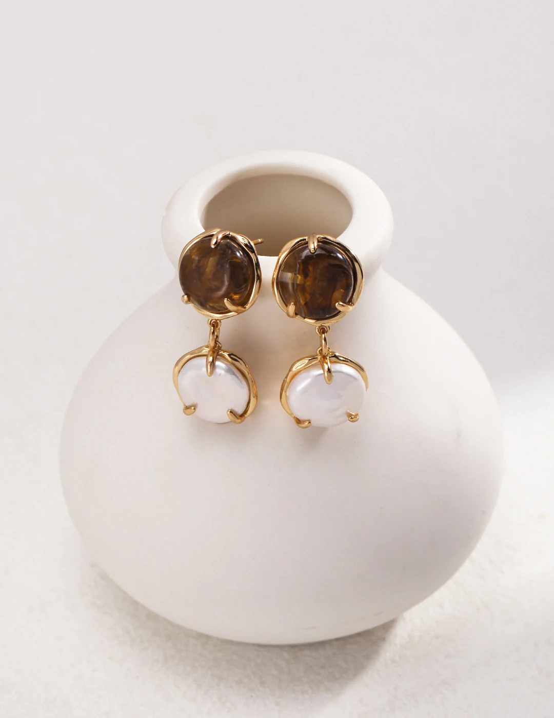 ZR DIARY Vintage Earrings Women Natural Pearl Pendant Earring Brown Bead Elegant Ladies Accessories E01127-2