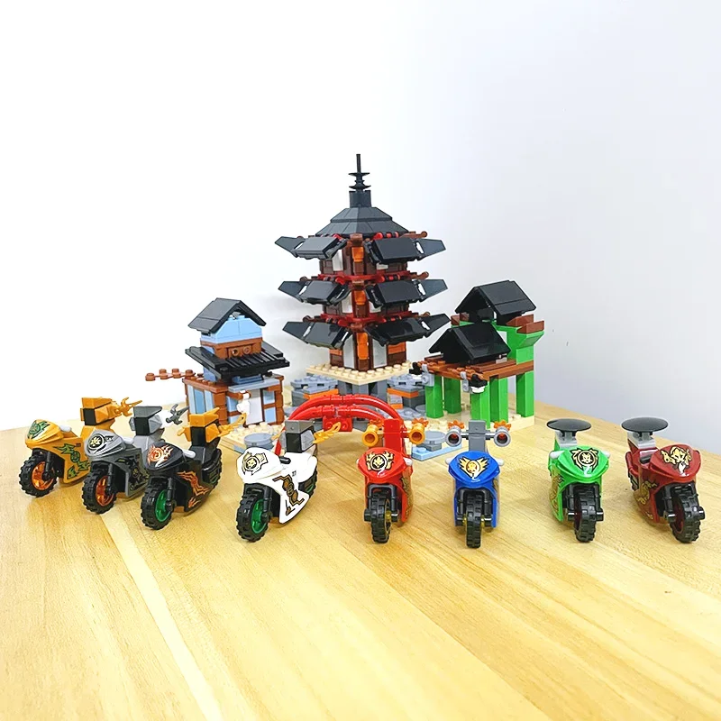 650+pcs MOC Temple of Airjitzu and Moto Model Building Blocks Toys