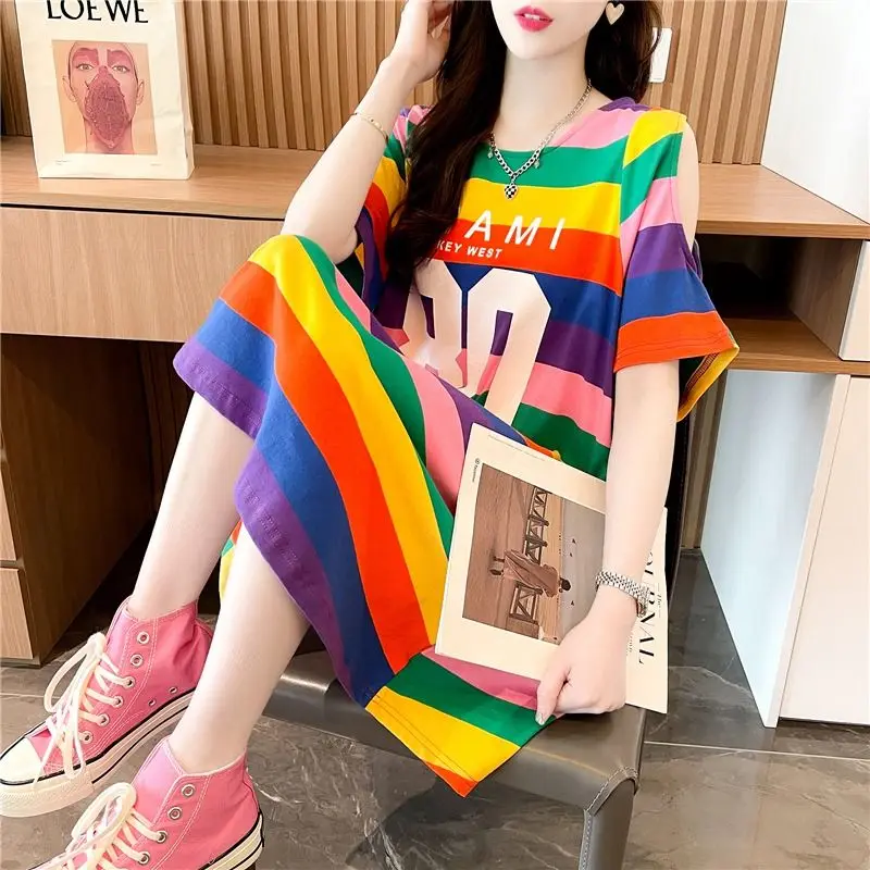 Abiti stampati con lettere di moda coreana Streetwear colori a contrasto vestito Midi allentato con spalle scoperte a righe estive femminili