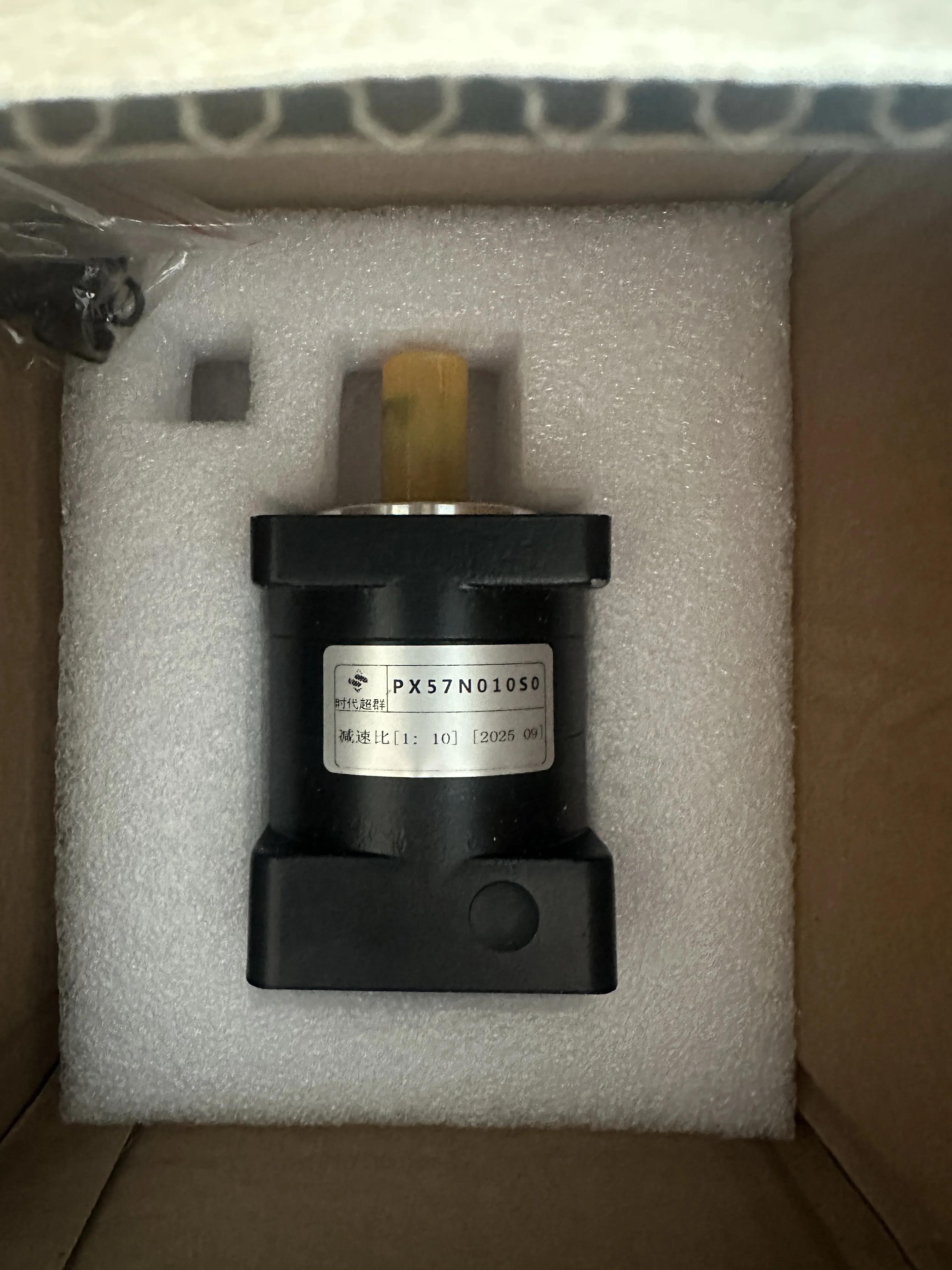 

Планетарный редуктор с 10:1 NEMA17