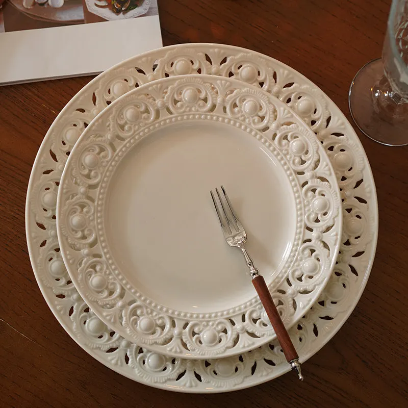 Vintage Relief Edge Hollowed Out Tableware Ceramic Household Kitchen Restaurant Supplies Cake Plate Salad Steak Dinner Plate 1Pc