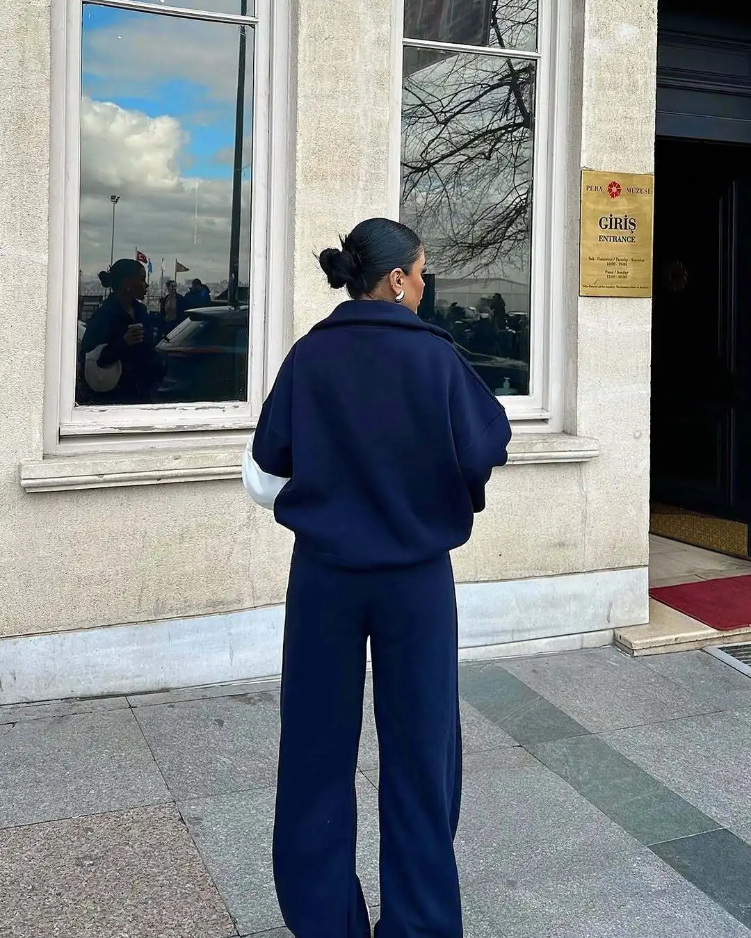 طقم بدلة رياضية نسائية بنصف سحاب، سويت شيرت قصير برقبة عالية، بنطال واسع الساق، كاجوال فضفاض مكون من قطعتين