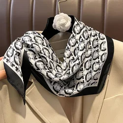 Popular Style Sunscreen Kerchief Fashion New Design Square Scarves 2023 Autumn Luxury Beach Shawls Winter 70X70CM Muslim Muffler