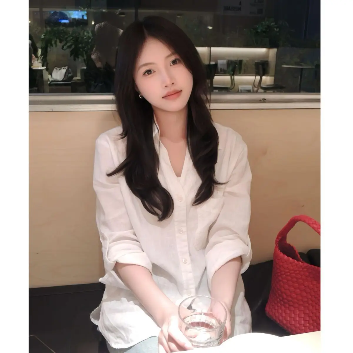 

Женская льняная рубашка с длинным рукавом, V-образным вырезом, белая, весна-осень, повседневная, комфортная, дышащая, свободного кроя, универсальный стиль, модная