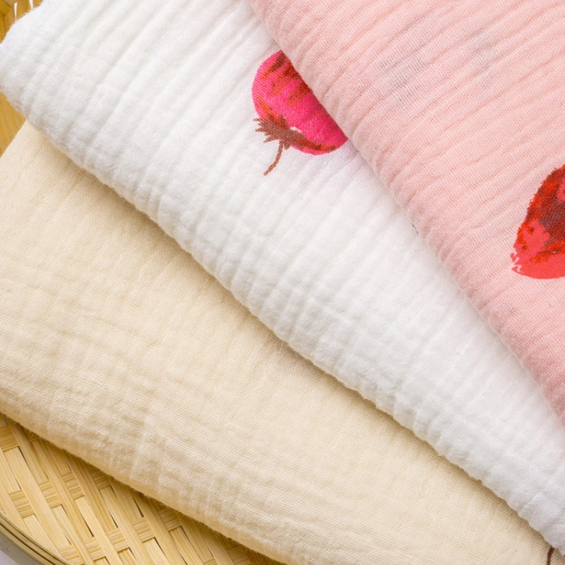 Tissu coton double crepe rouge framboise 135x50 cm 180 g/m² Un choix expert pour vos projets de couture créative