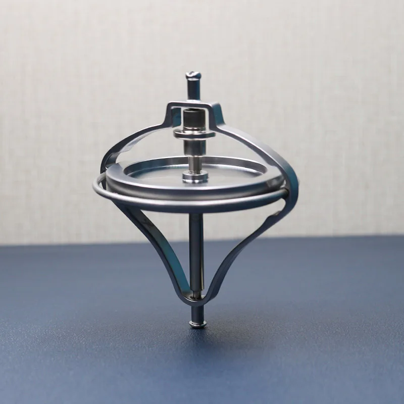 大人と子供のための金属製の機械式ジャイロスコープ,そわそわするおもちゃ,不安とストレス解消,技術的なガジェット,創造的な贈り物のアイデア