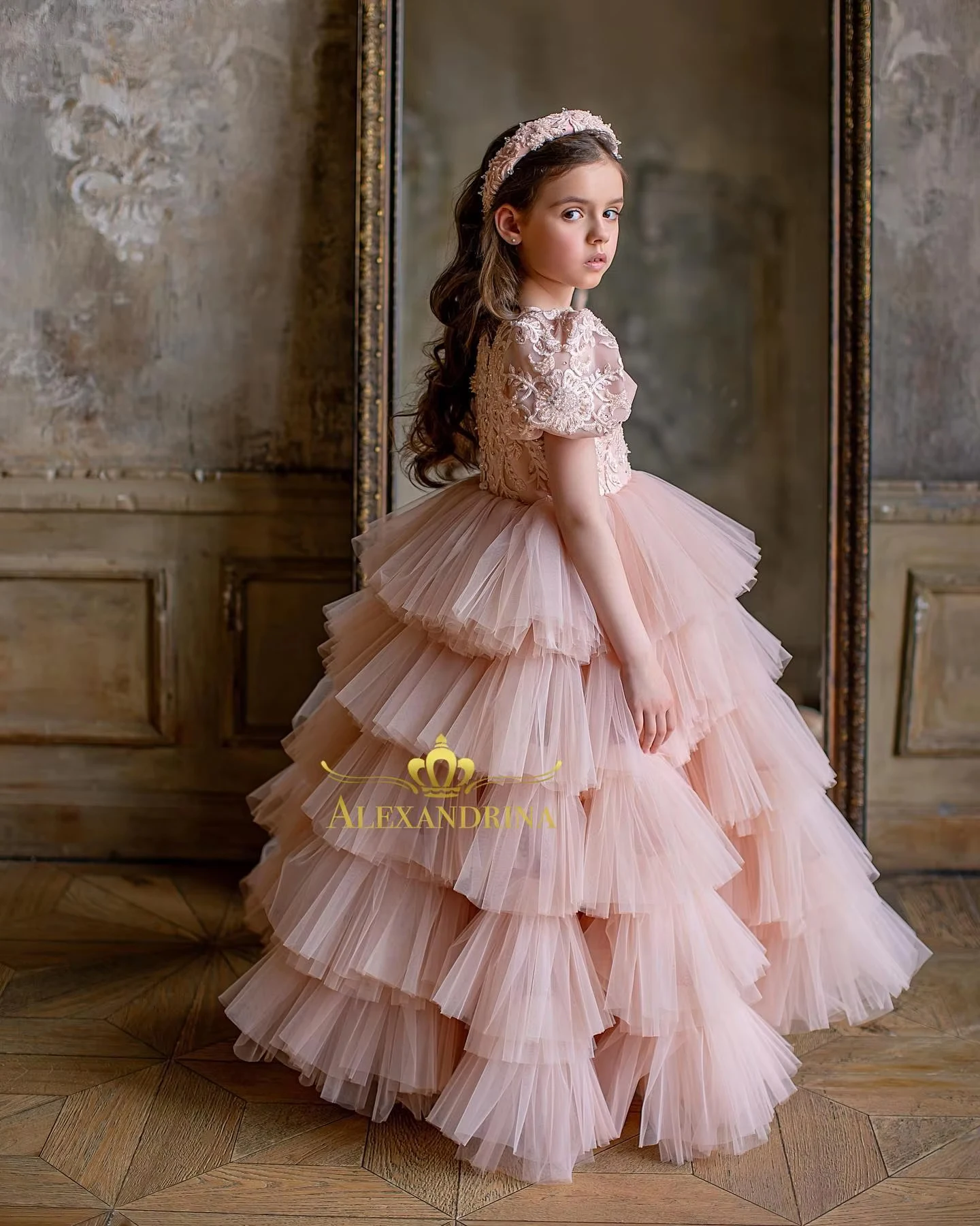 Princess Flower Girl Dresses For Wedding Lace Appliques Layered Floor Length Elegant Kids Birthday Party First Communion Gowns