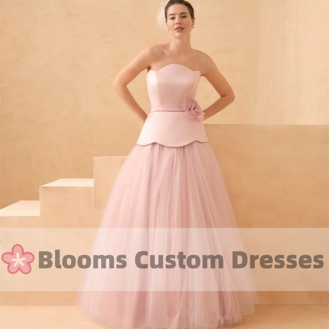 

Blooms Handmade Flower Tulle A-line Prom Dresses Strapless Elegant Sleeveless Evening Dress 2024 Formal Homecoming Party Gown