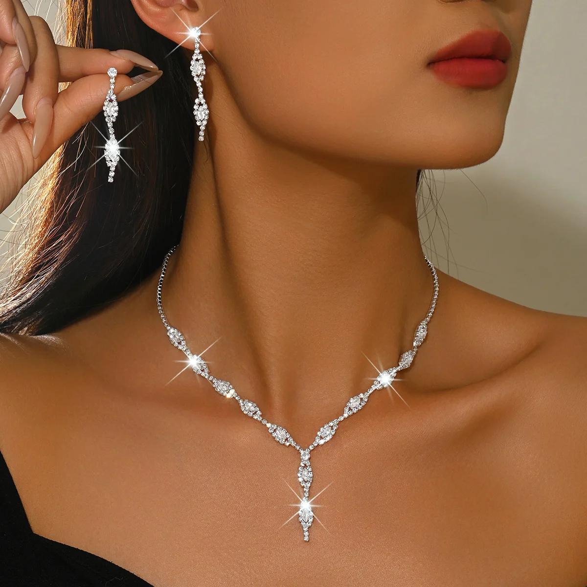 

New Zirconia Spiral Tassel Necklace-Earrings Set - Fashionable, Small-Scale Party Electroplated Jewelry